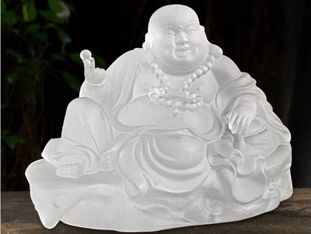 琉璃作為萬佛墻的常用佛(神)像材質(zhì),不僅有它本身的材質(zhì)優(yōu)勢(shì)還有佛家自身的內(nèi)涵 琉璃作為萬佛墻的常用佛(神)像材質(zhì),不僅有它本身的材質(zhì)優(yōu)勢(shì)還有佛家自身的內(nèi)涵