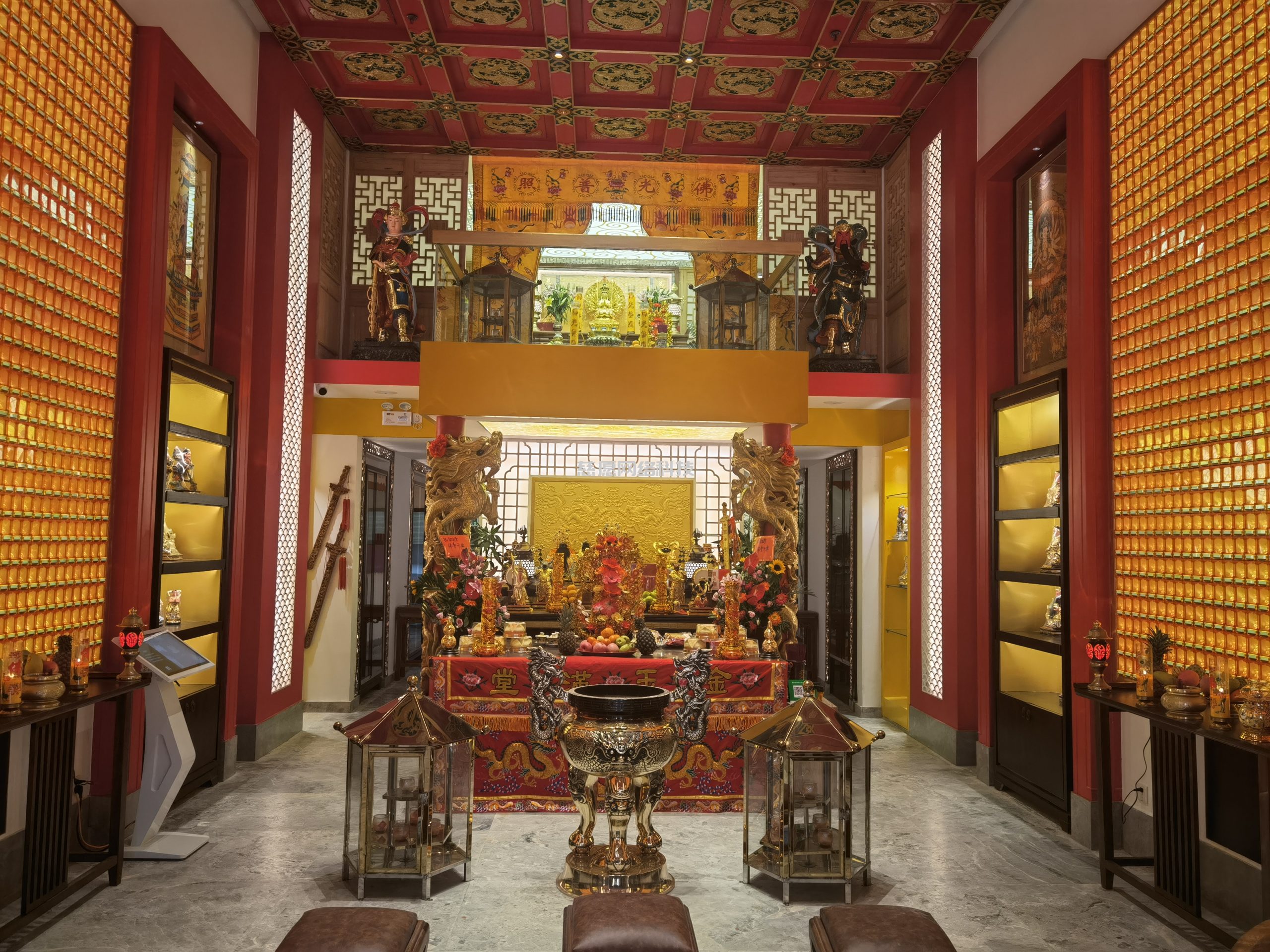 財(cái)神殿萬佛墻|上下兩層僅100平,萬神駐蹕,氣勢恢宏! 財(cái)神殿萬佛墻|上下兩層僅100平,萬神駐蹕,氣勢恢宏!